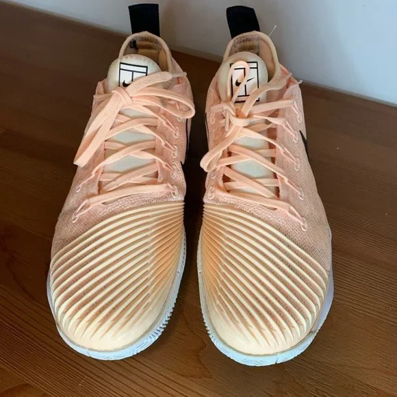 Women's  Tennis Nike Air Zoom Ultra React HC in Peach Size 8.5 - Picture 2 of 10
